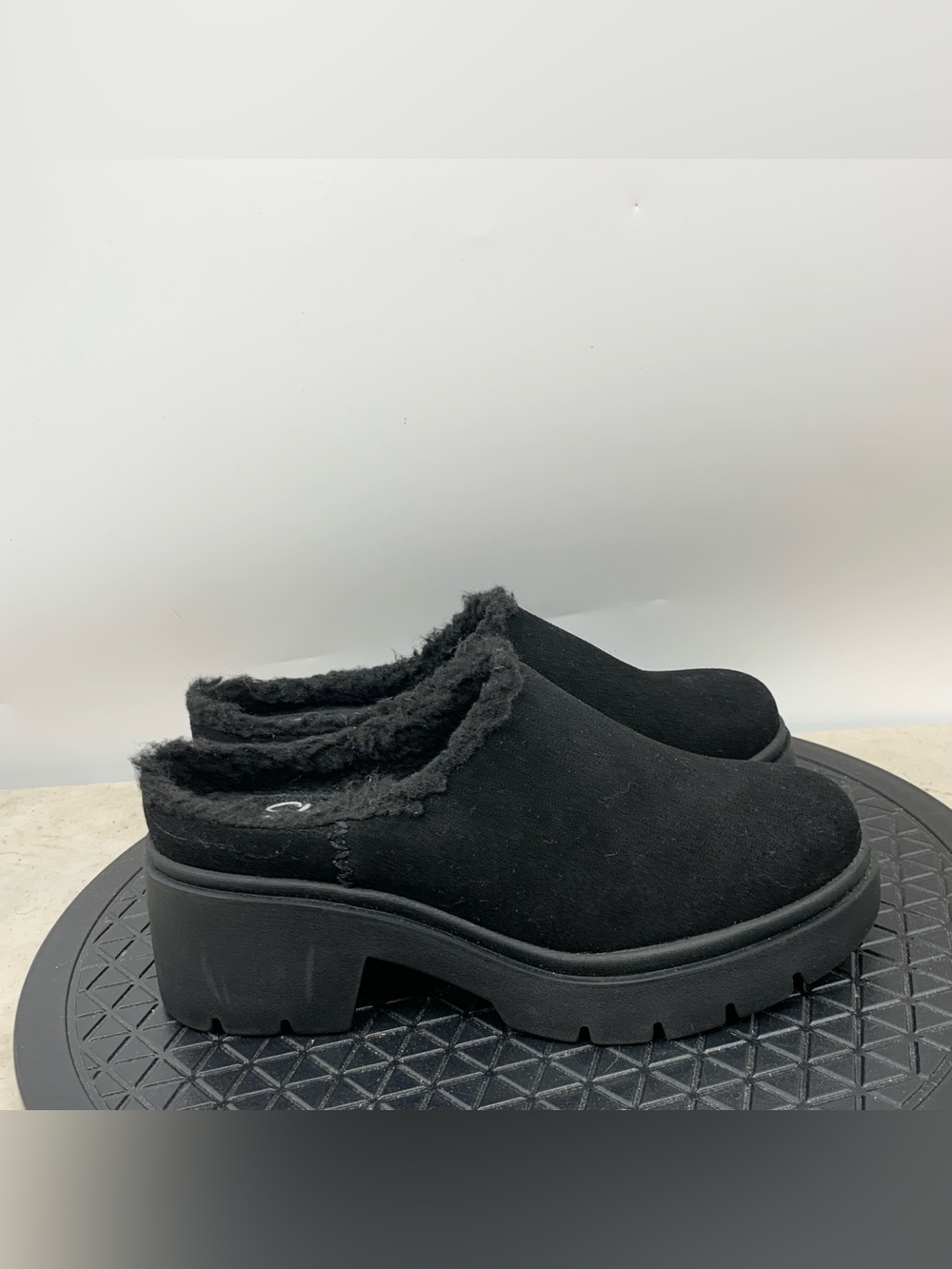 Skechers Clogs Women Size 8 Shoes Cozy City High Black Suede Chunky Heel Slip On